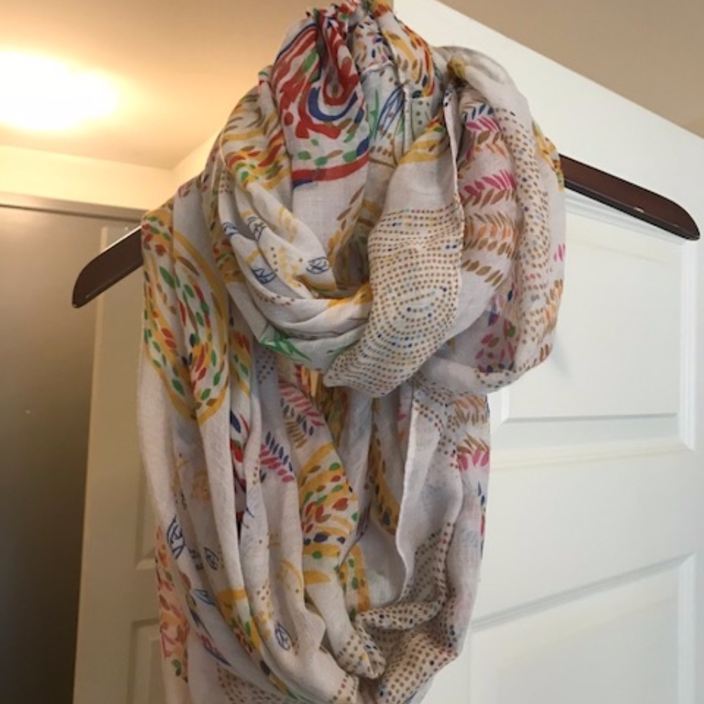 Multicolored infinity scarf